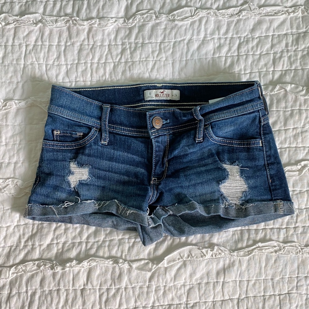 EUC Hollister Jean Shorts Medium wash
